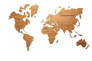 Одноуровневая карта мира из дерева на стену «Wood Board» толщиной 4мм.